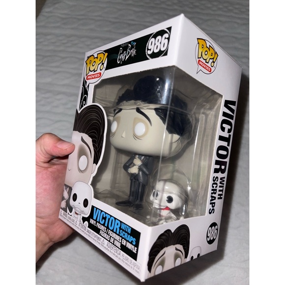 Victor With Scraps Corpse Bride Funko Pop 🖤 - Picture 15 of 16